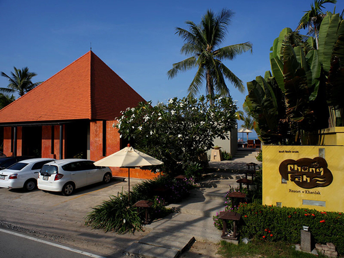 Exterior & Views 2, Chongfah Resort, Takua Pa