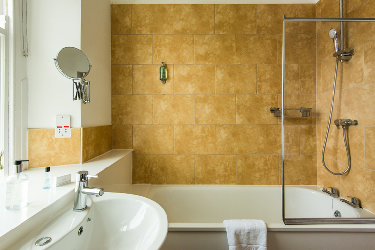 Bathroom 3, The Cliffden Hotel, Devon