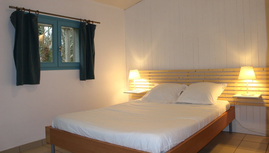 Bedroom 5, Naéco, Finistère