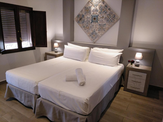 Bedroom 4, Lucero 12 Marbella Hostal Boutique, Málaga