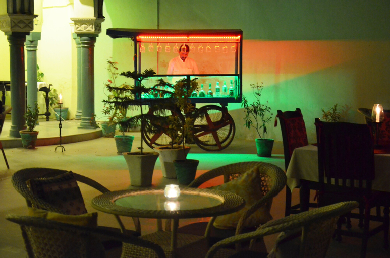 Food & Drinks 5, Malji ka Kamra, Churu