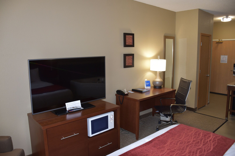 Bedroom 3, Country Inn & Suites by Radisson Stillwater MN, Washington