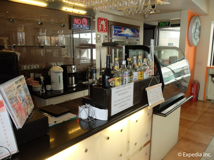 Food & Drinks 5, DM Residente Inns and Villas, Mabalacat