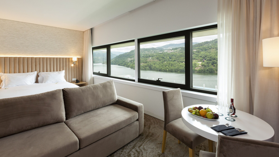 Bedroom 1, Douro Royal Valley Hotel & SPA, Baião