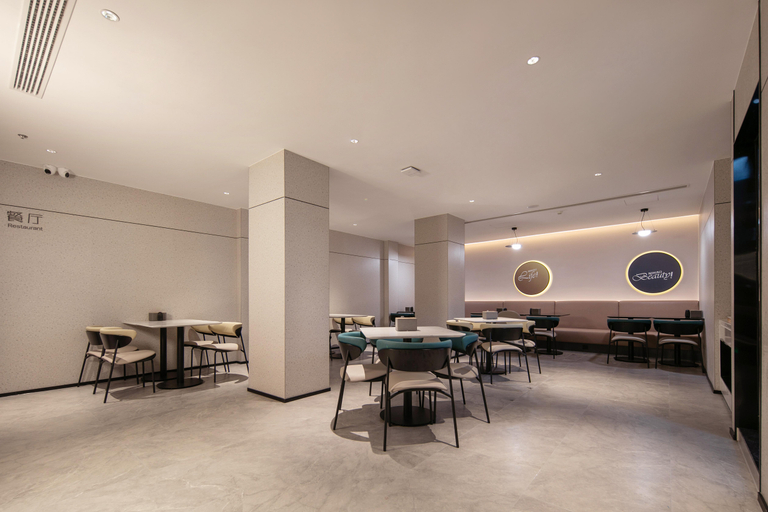 Others 5, Ni Hao Hotel (Wuhan Hankou Riverside Lihuangpi Road), Wuhan