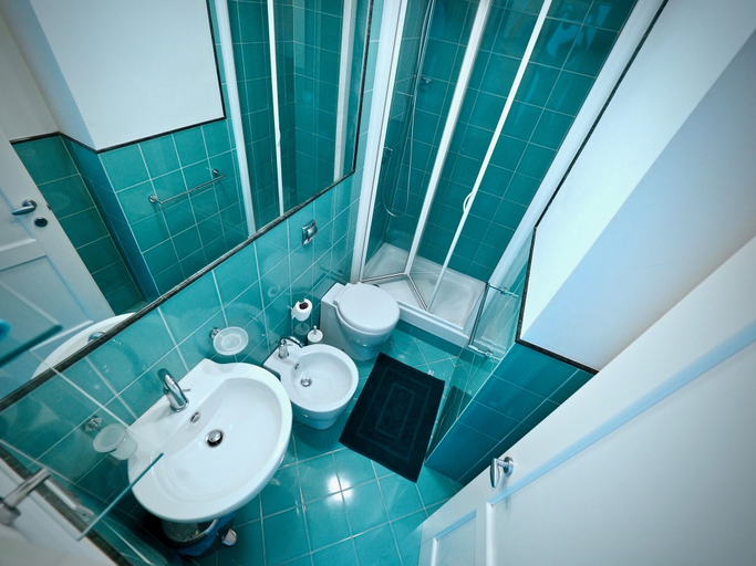 Bathroom 5, Dimora Palestro con Panorama, Genova