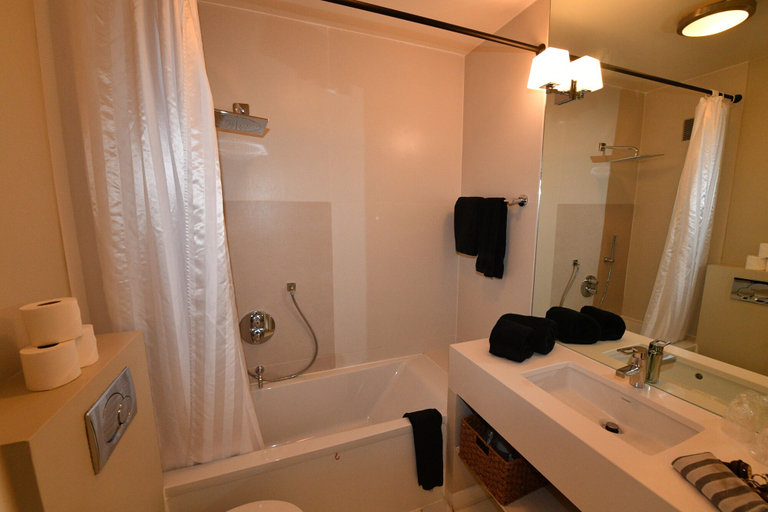 Bathroom 3, Hotel De Provence, Alpes-Maritimes