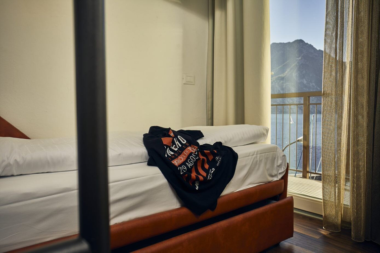 Bedroom 4, Hotel Paradiso, Trento