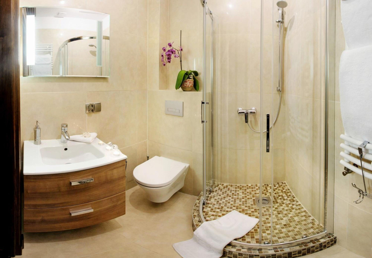 Bathroom 3, Apartamenty Chleb i Wino Torun, Toruń City