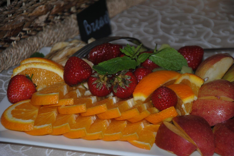 Food & Drinks 5, Express hotel, Shevchenkivs'kyi