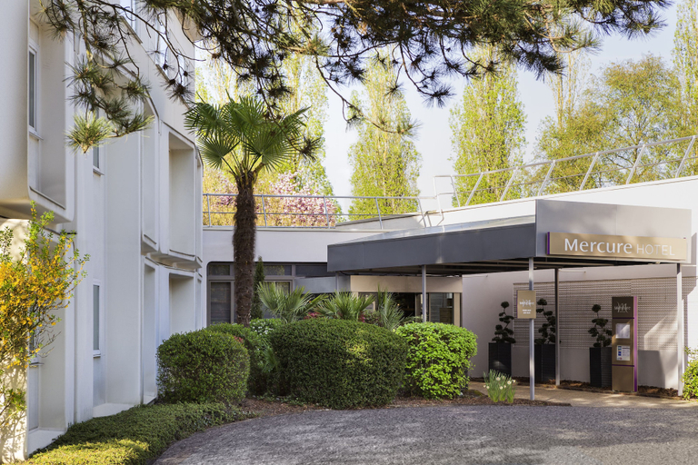 Exterior & Views 2, Mercure Paris Sud Les Ulis, Essonne