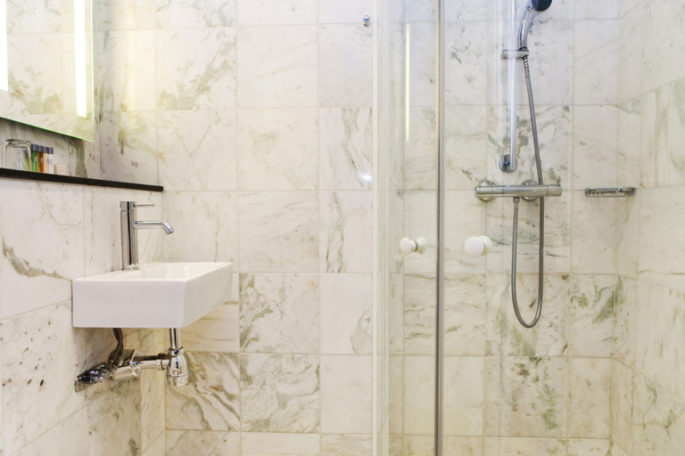 Bathroom 4, Elite Hotel Knaust, Sundsvall
