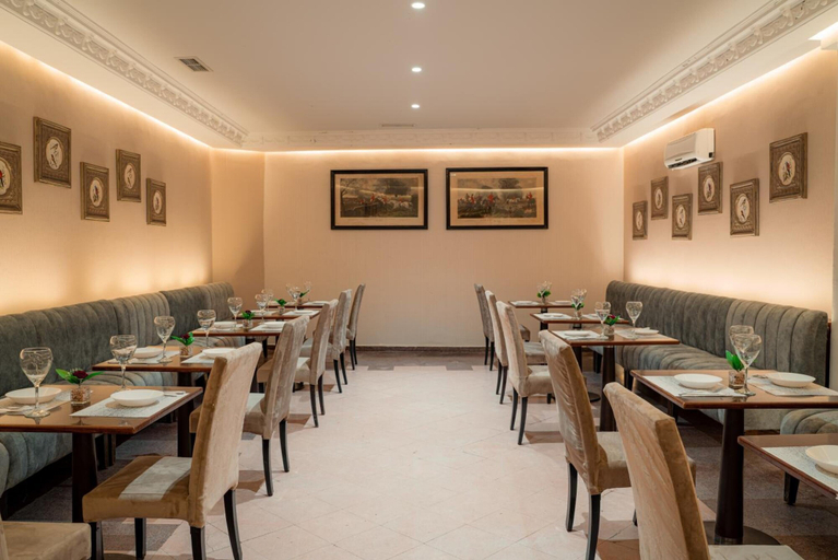 Food & Drinks 5, Hotel Majestic, Casablanca