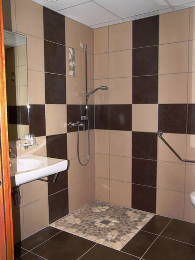Bathroom 4, Hostellerie Del Matin Calme, Loire