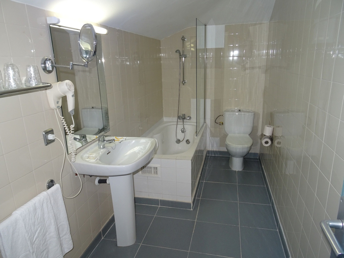 Bathroom 5, ALEGRIA Fenals Mar, Girona