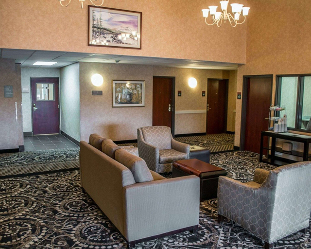 Public Area 2, Comfort Suites Portland Southwest, Multnomah