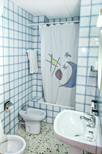 Bathroom 3, Racó d'en Pepe, Barcelona
