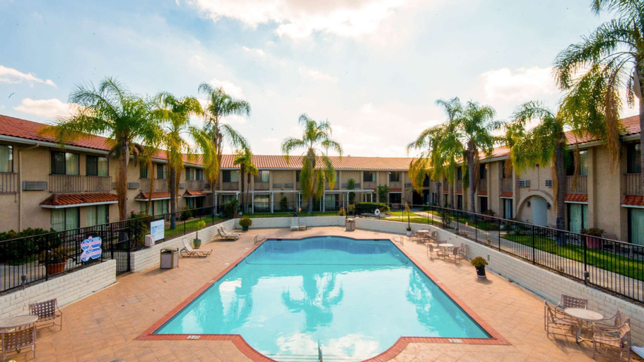 Motel 6 Anaheim Hills, Orange