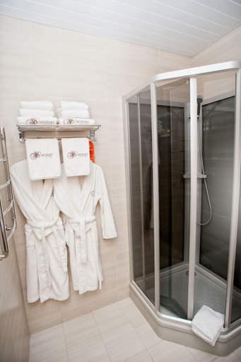 Bathroom 4, SkyPort Hotel, Novosibirskiy rayon