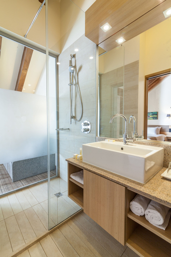 Bathroom 5, Ana Hotels Sport Poiana Brasov, Brasov