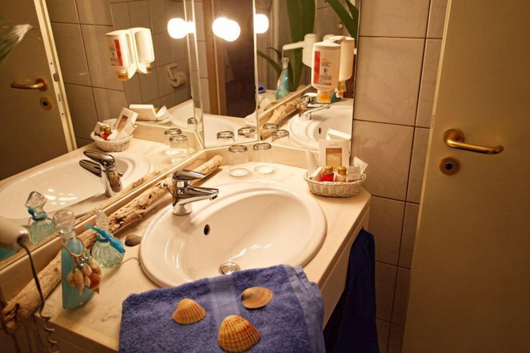 Bathroom 3, Rheinhotel Vier Jahreszeiten Bad Breisig, Ahrweiler