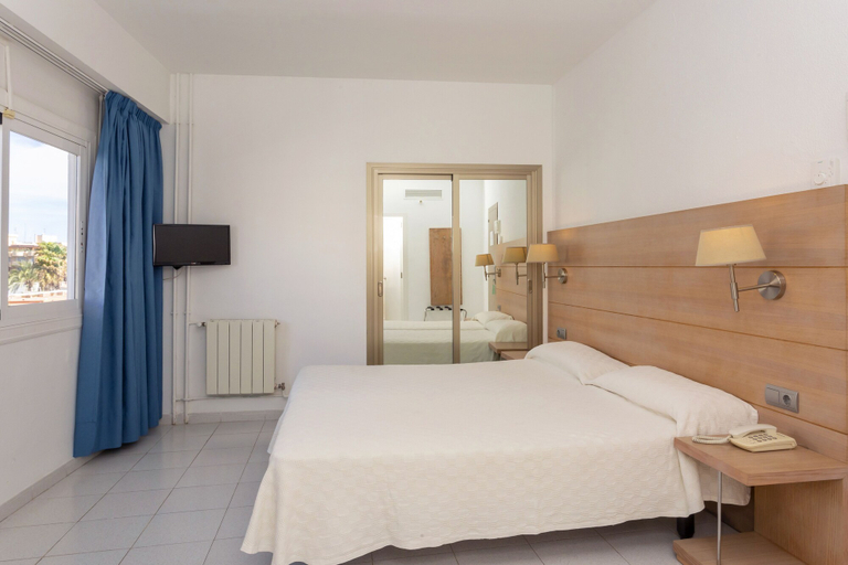 Bedroom 3, Hotel Ibiza Playa, Baleares