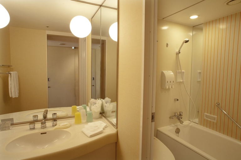 Bathroom 5, Tokyo Dome Hotel, Bunkyō