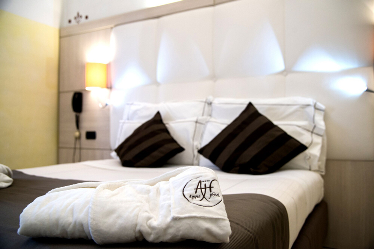 Bedroom 2, Hotel Agape, Milano