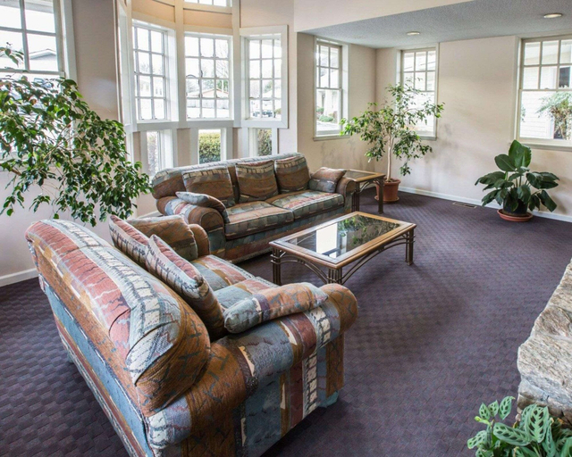Public Area 2, Rodeway Inn & Suites Cherokee On the River, Swain