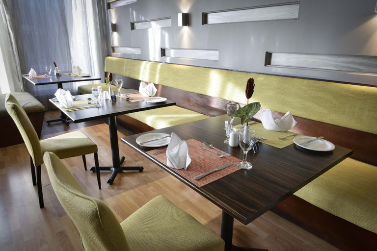 Food & Drinks 5, Protea Hotel by Marriott Lusaka Cairo Road, Lusaka