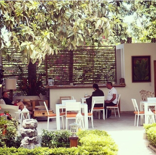 Food & Drinks 4, Maxime Boutique Hotel, Port-au-Prince
