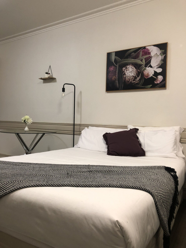 Bedroom 4, Beaumont Kew, Melbourne