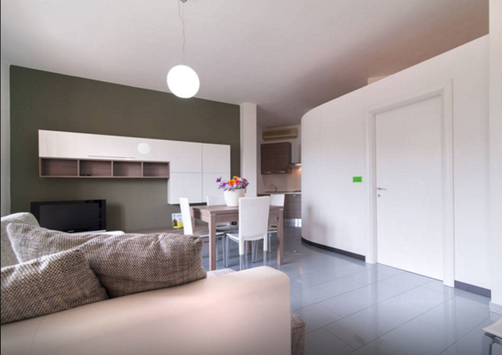 Bedroom 3, Cream & Caramel bed, Lecce