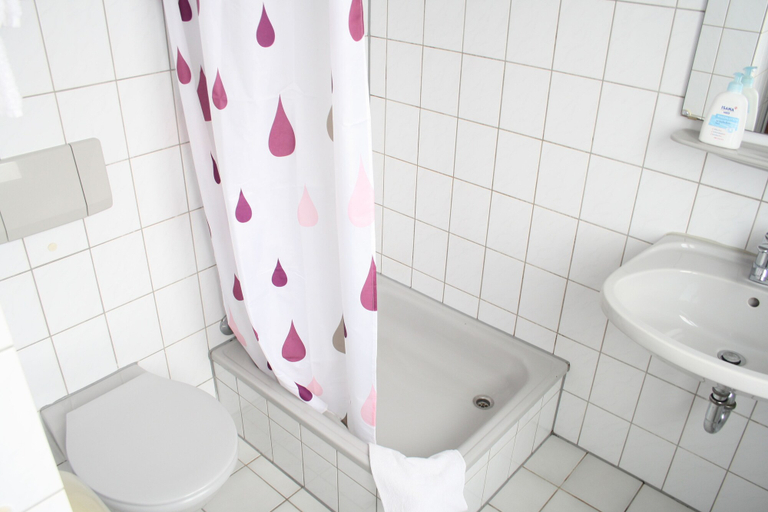 Bathroom 5, Hotel Niederée, Ahrweiler
