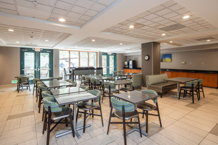 Food & Drinks 5, Best Western Inn & Suites San Mateo - San Francisco Airport, San Mateo