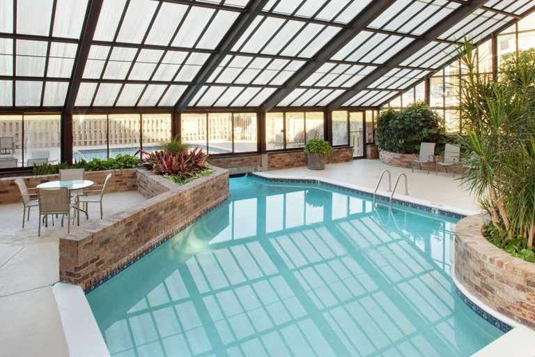 Sport & Beauty 2, DoubleTree by Hilton Hotel Oak Ridge - Knoxville, Anderson