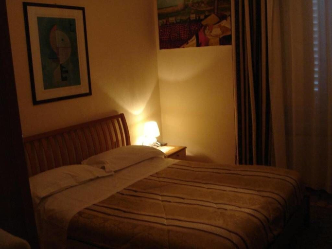 Bedroom 5, Souvenir, Florence