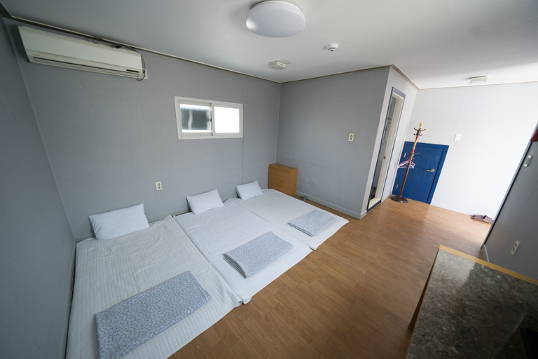 Bedroom 4, Beewon Guest House - Hostel, Jongno