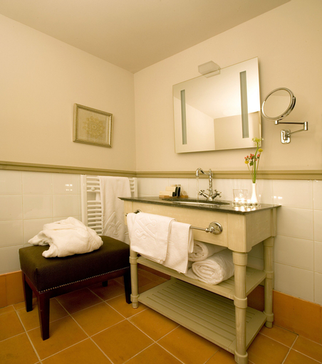 Bedroom 4, Hotel San Antonio El Real, Segovia