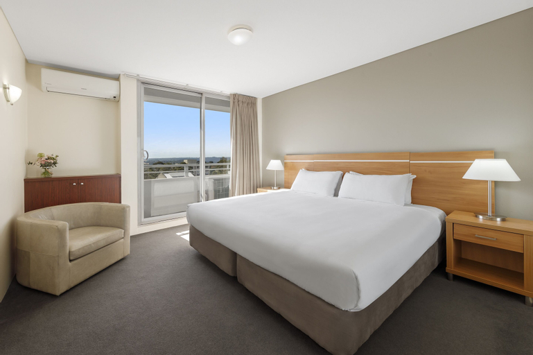 Bedroom 4, Park Regis Concierge Apartments, Sydney