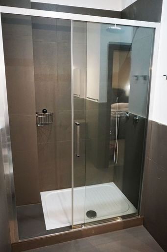Bathroom 5, Re di Smirne by Apulia Accommodation, Bari