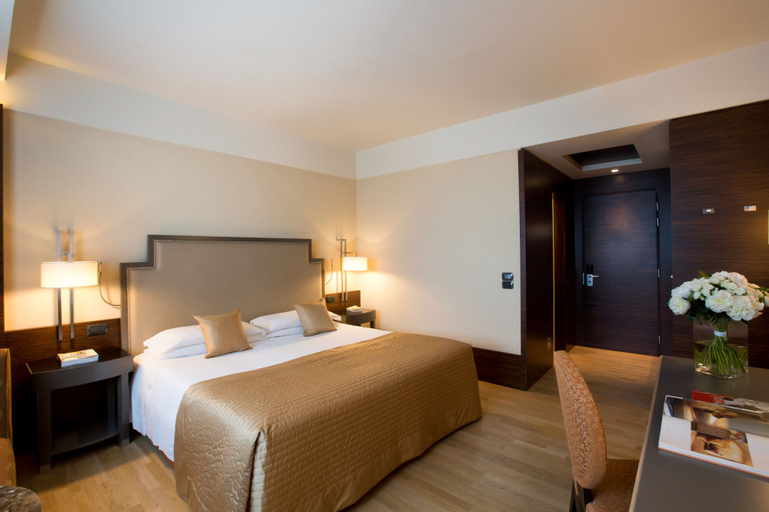 Bedroom 4, Starhotels Grand Milan , Varese