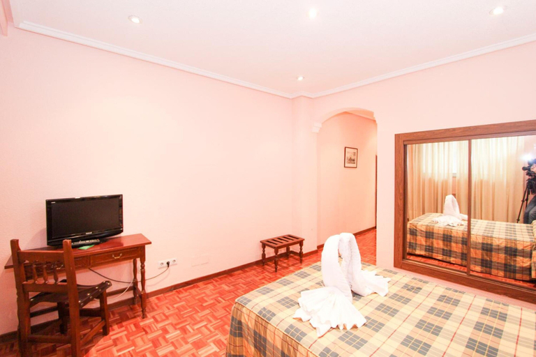 Bedroom 3, Hotel Castellano Centro, Salamanca
