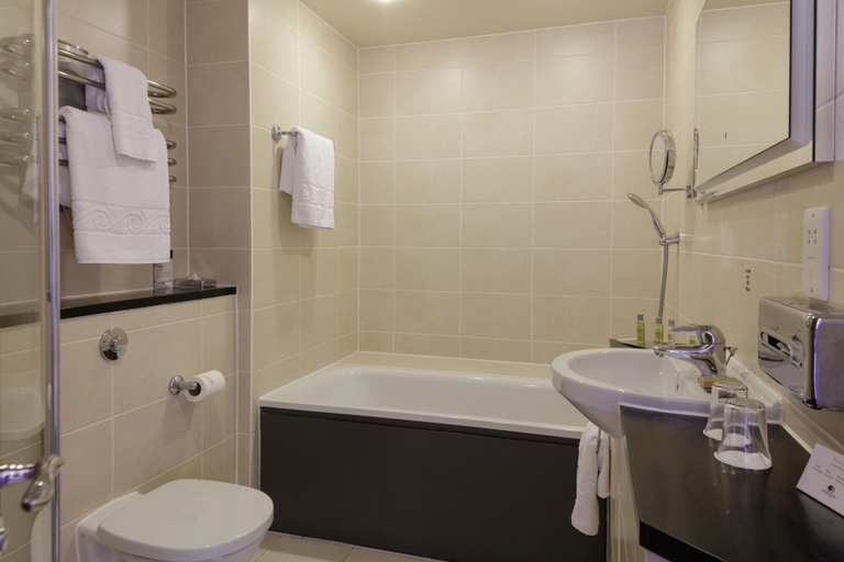 Bathroom 5, Cambridge Belfry Hotel & Spa, Cambridgeshire