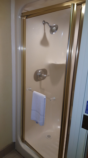 Bathroom 4, Baymont by Wyndham Barstow Historic Route 66, San Bernardino