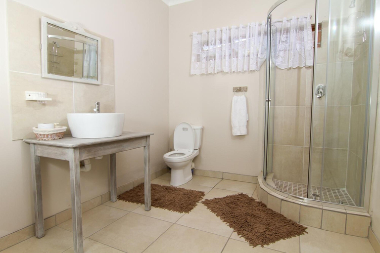 Bathroom, Boma Lodge, eThekwini