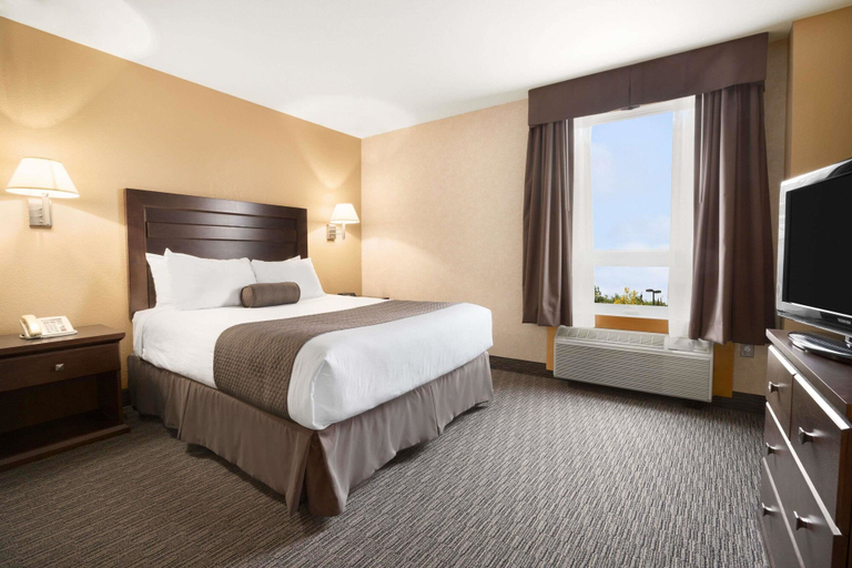 Bedroom 3, Days Inn by Wyndham Estevan, Division No. 1