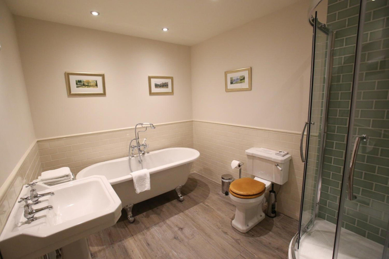 Bathroom 3, The Three Shires Inn, Cumbria