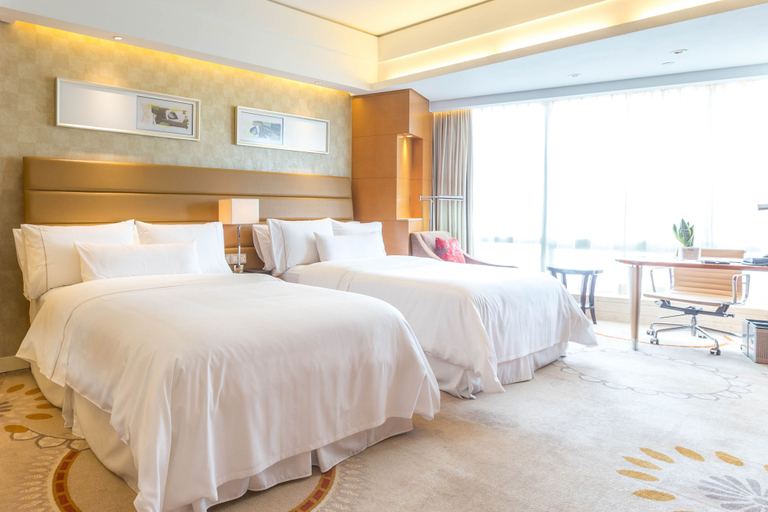 Bedroom 4, The Westin Nanjing Xuanwu Lake, Nanjing