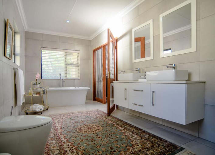 Bathroom 3, The Reserve Boutique Hotel, Ehlanzeni